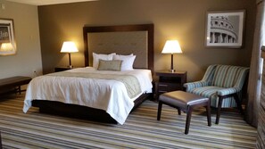 مكواة/لوح كي وواي فاي مجانًا وملاءات أسرّة