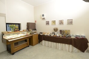 Buffet - Hotel Florence Milano (Milan)