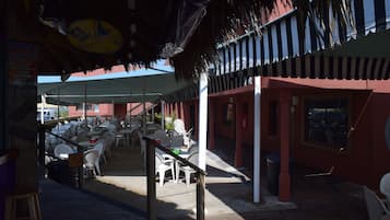 Se sirven comidas y cenas
