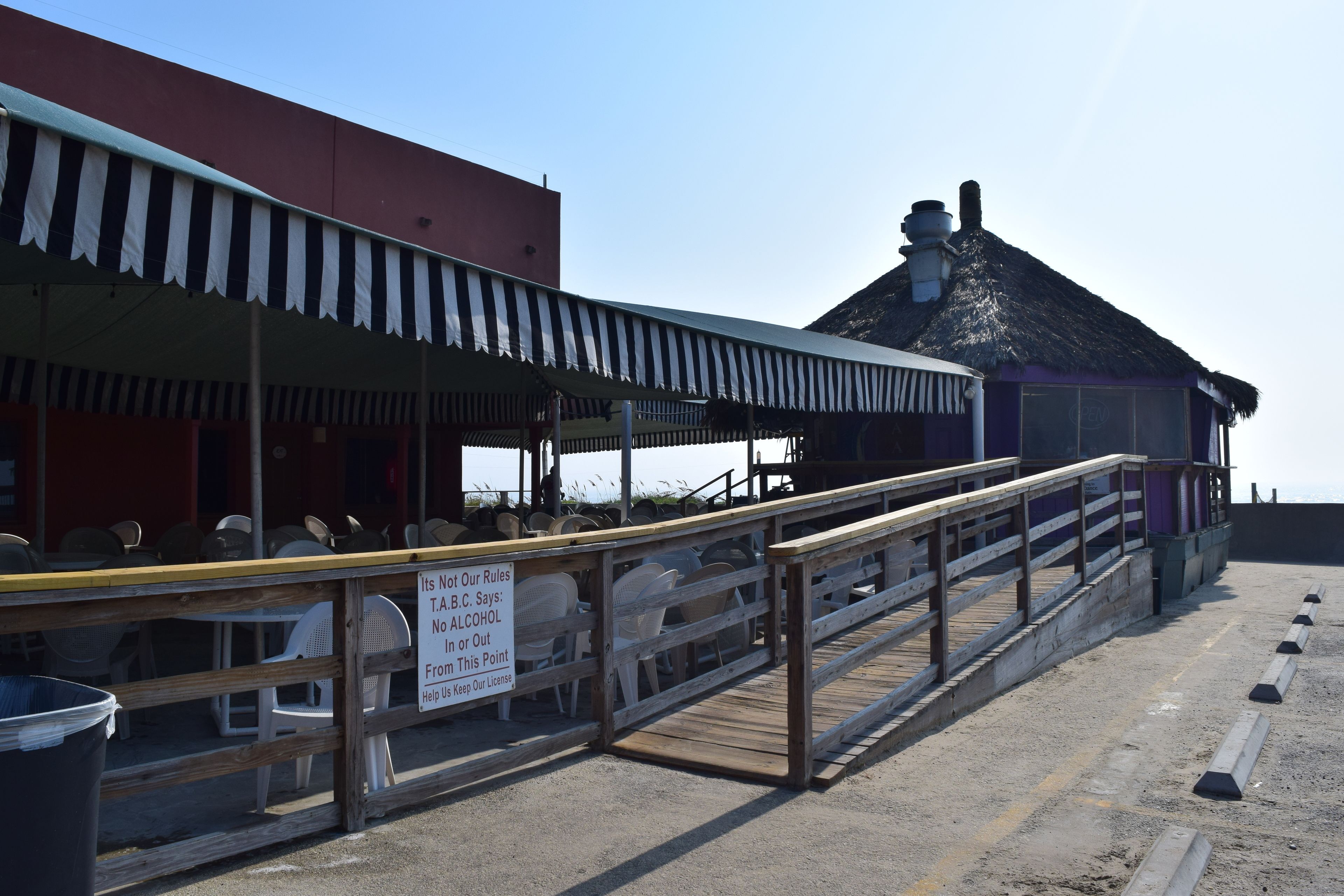 lunch, dinner served; american cuisine, beach views