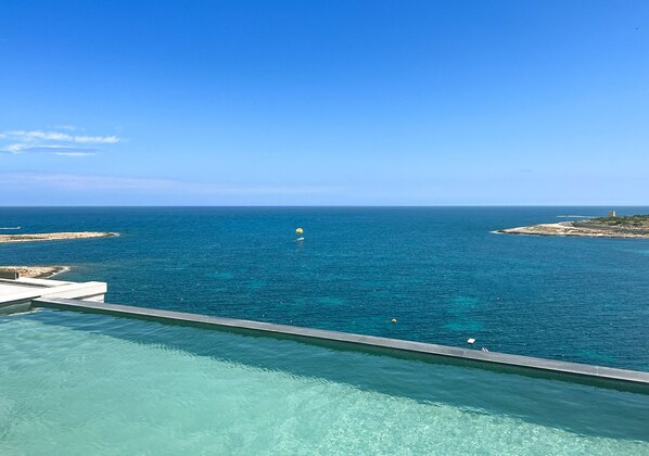 ax hotel malta st paul's bay
