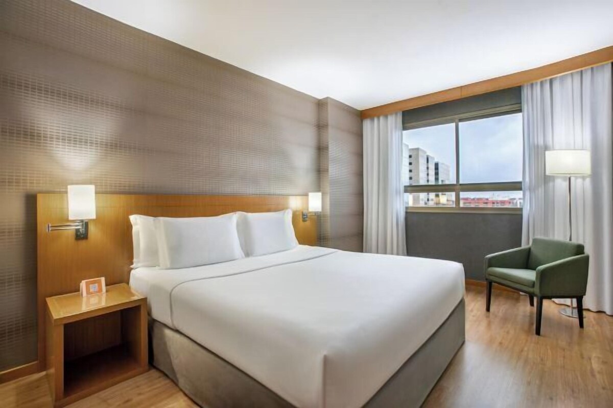 Ropa de cama hipoalergénica y minibar 