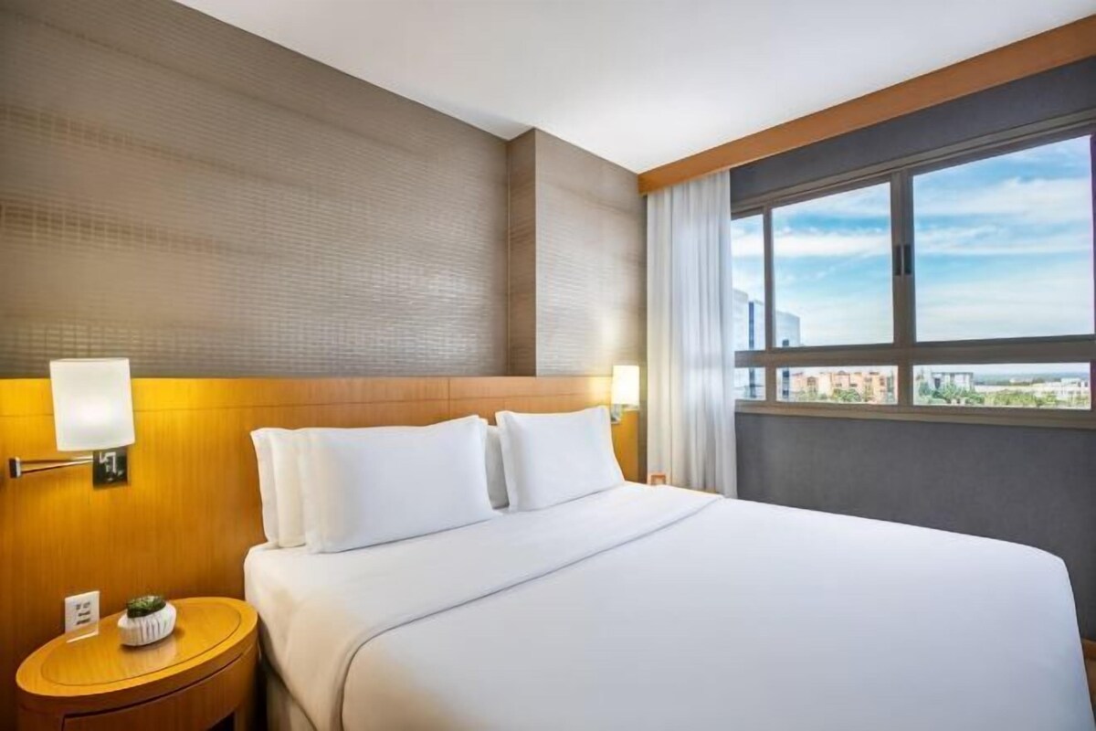 Ropa de cama hipoalergénica y minibar 