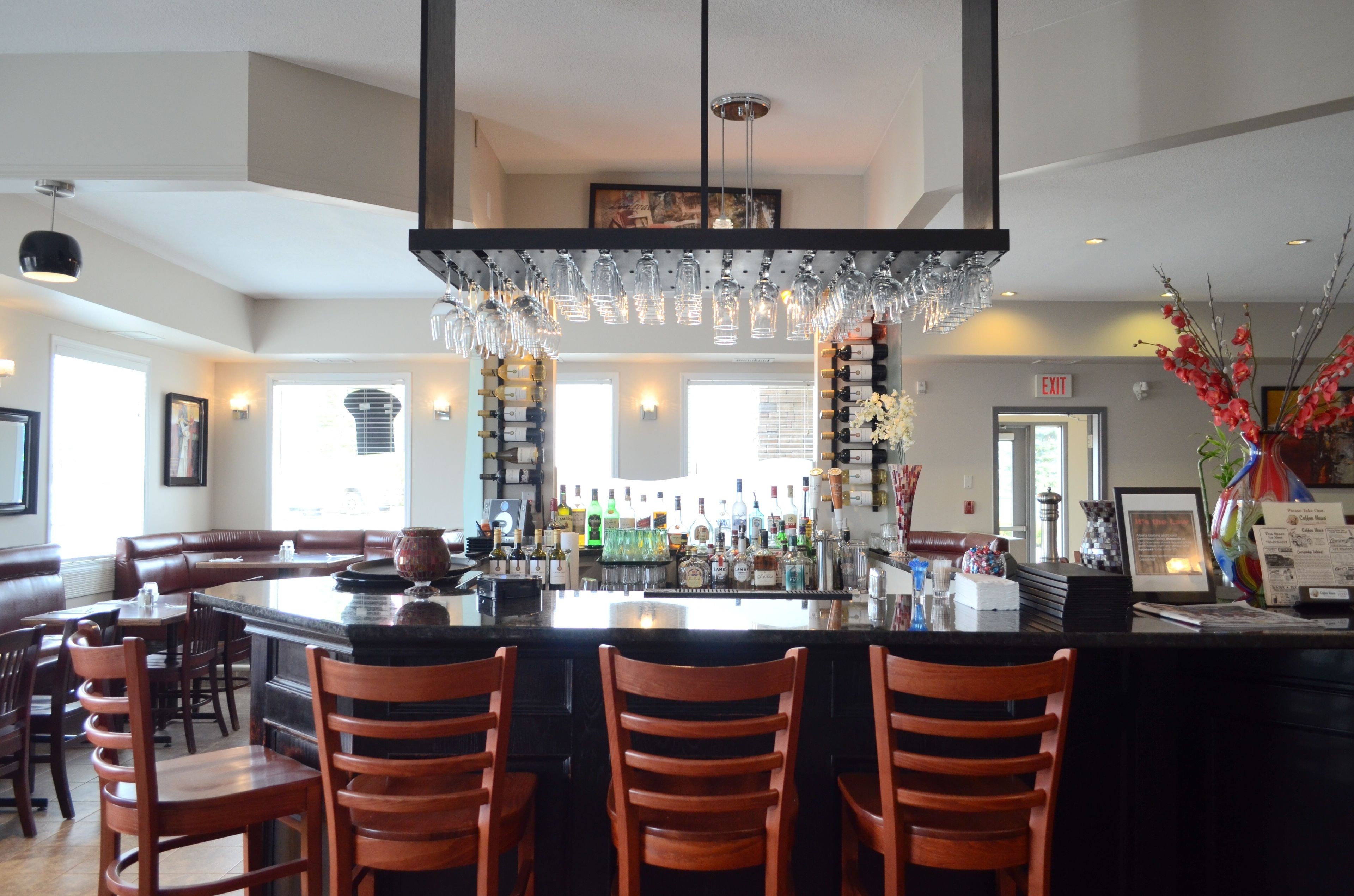 breakfast, lunch and dinner served