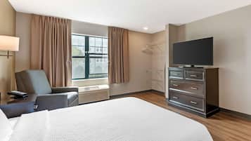 Estudio, 1 cama de matrimonio, accesible para personas con discapacidad, no fumadores | Escritorio, tabla de planchar con plancha, wifi gratis y ropa de cama