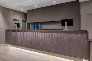 Reception - AC Hotel Sevilla Fórum by Marriott (Seville)