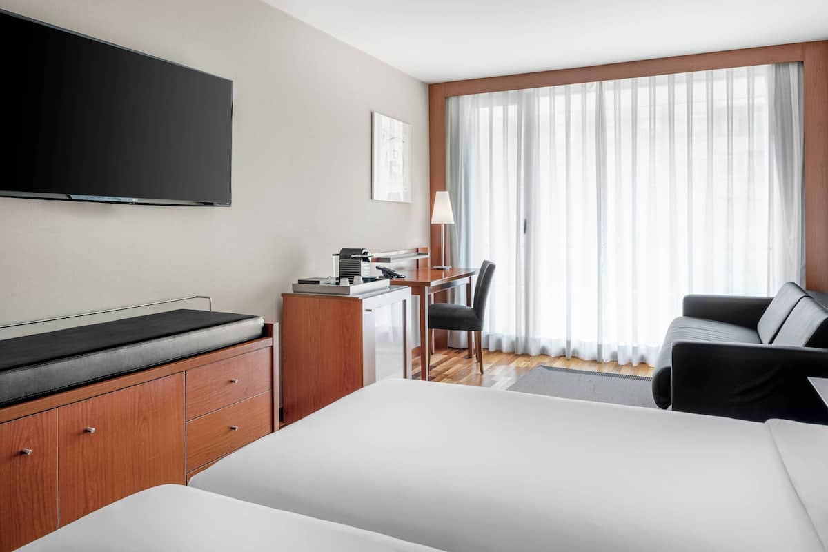 Minibar, in-room safe, desk, blackout curtains