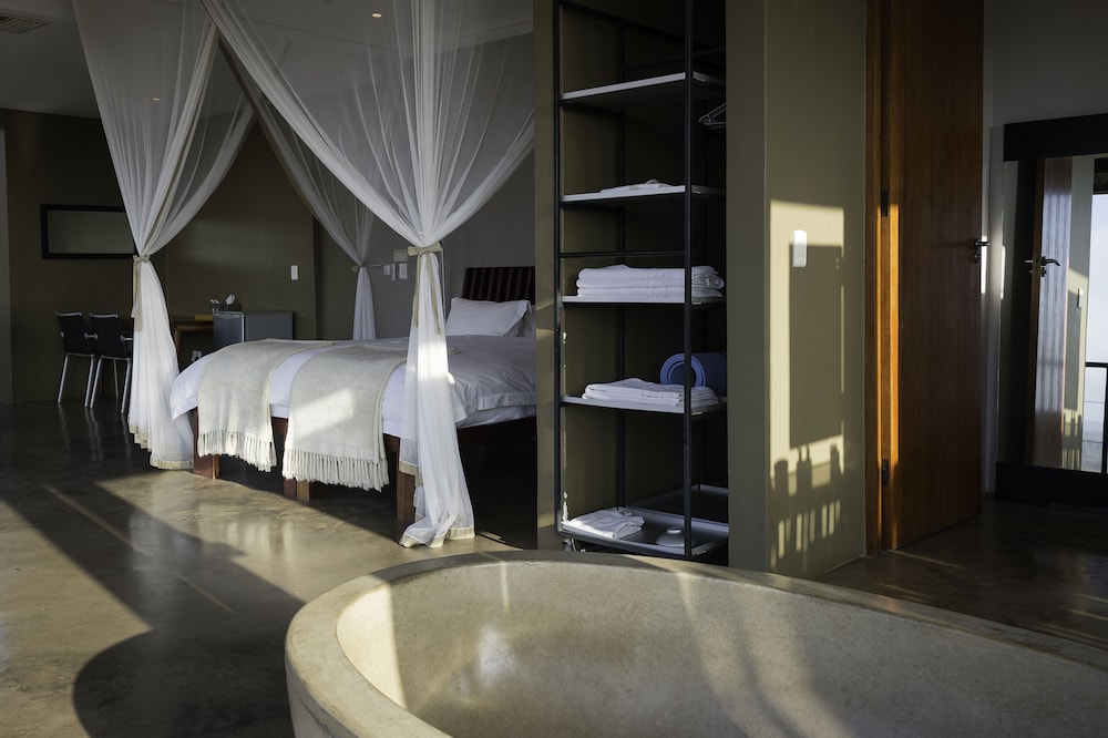 The Outpost Lodge, in Kruger National Park by null