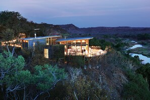 Pels Post Suites | Vue sur la montagne