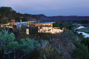 Pels Post Suites | 山景