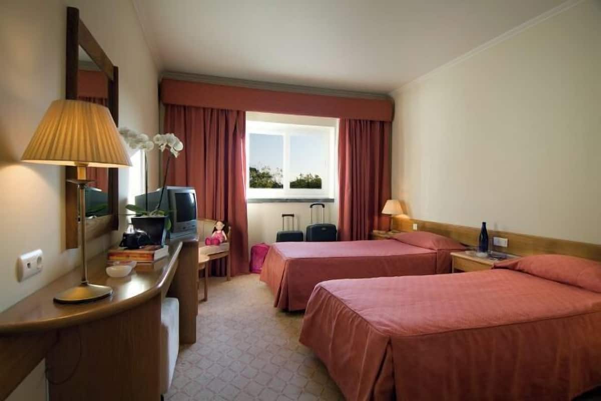 1 Schlafzimmer, Zimmersafe, Schreibtisch, Verdunkelungsvorhänge