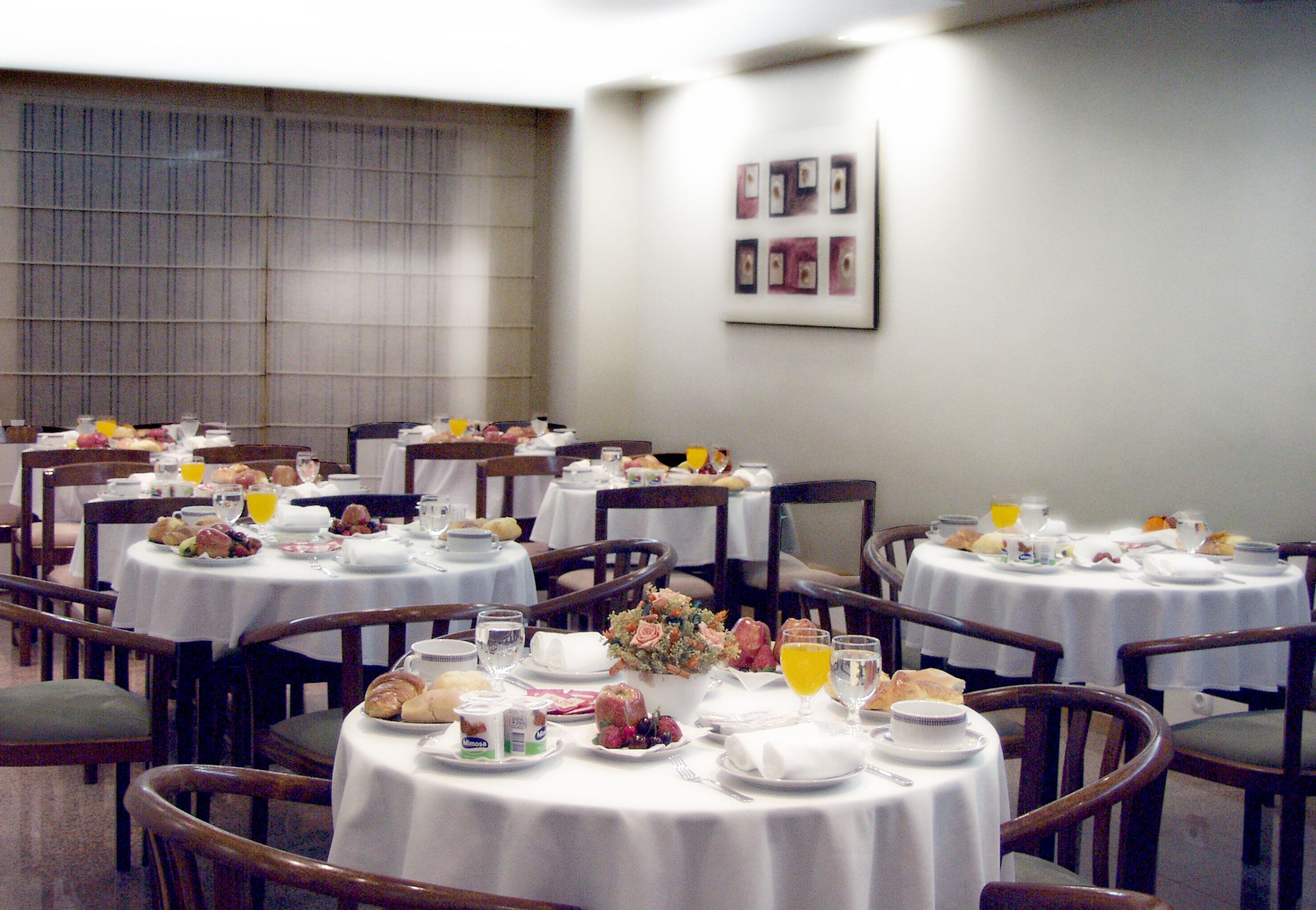 daily buffet breakfast (eur 6.90 per person)