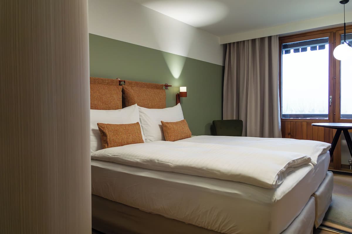 Superior Double Room, Balcony | Hypo-allergenic bedding, down comforters, in-room safe
