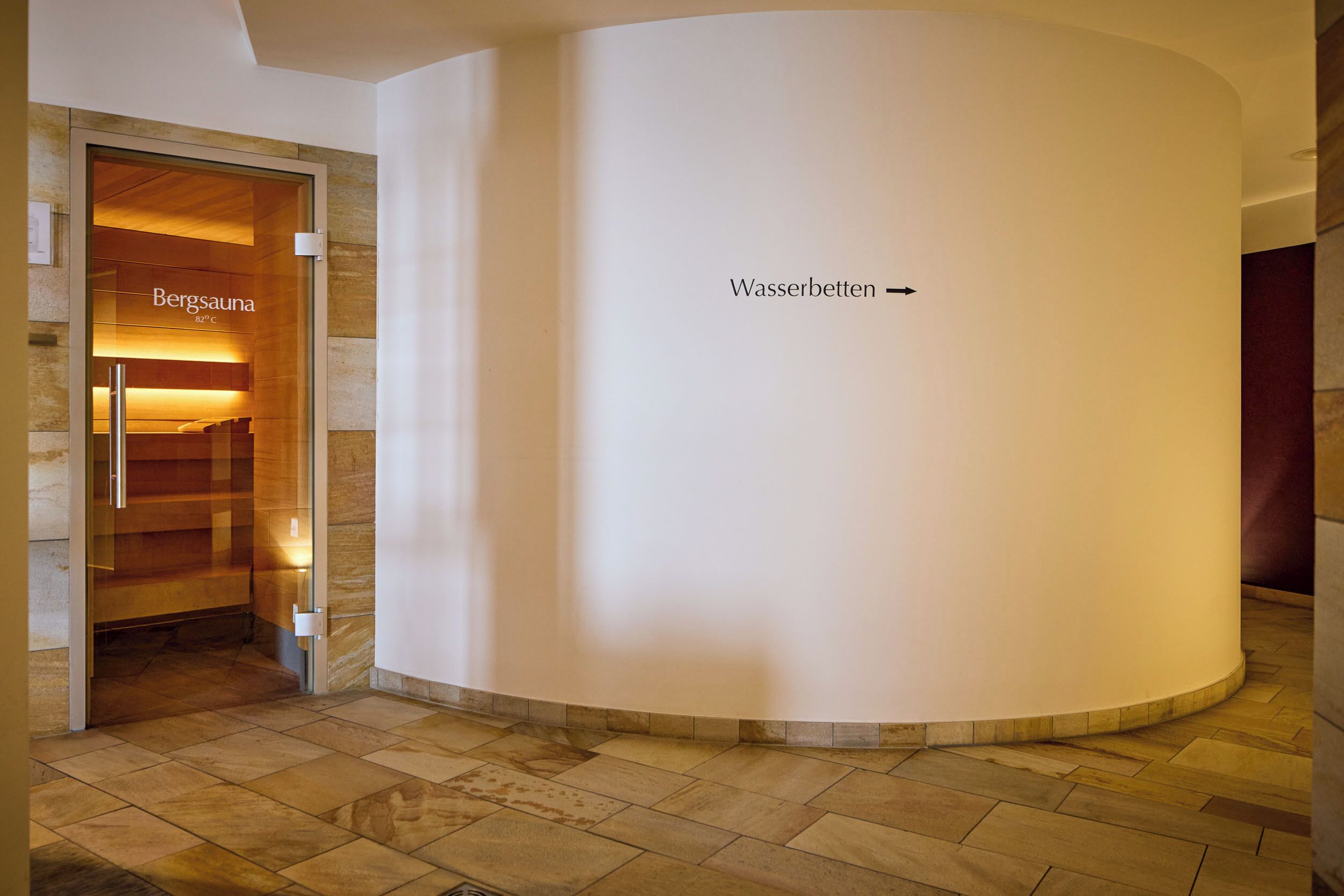 Couples treatment rooms, sauna, hot tub, steam room, body treatments