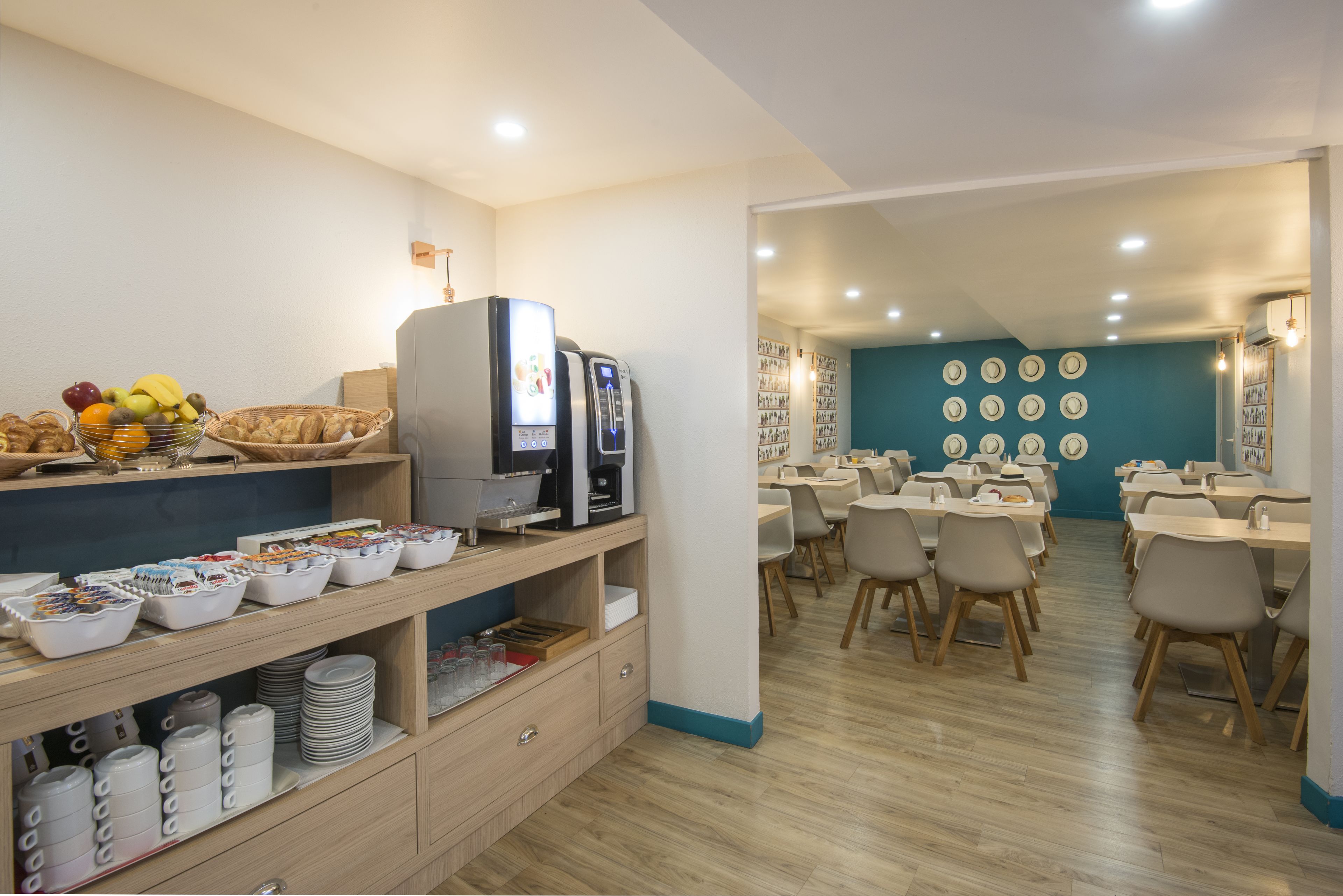 daily continental breakfast (eur 12 per person)