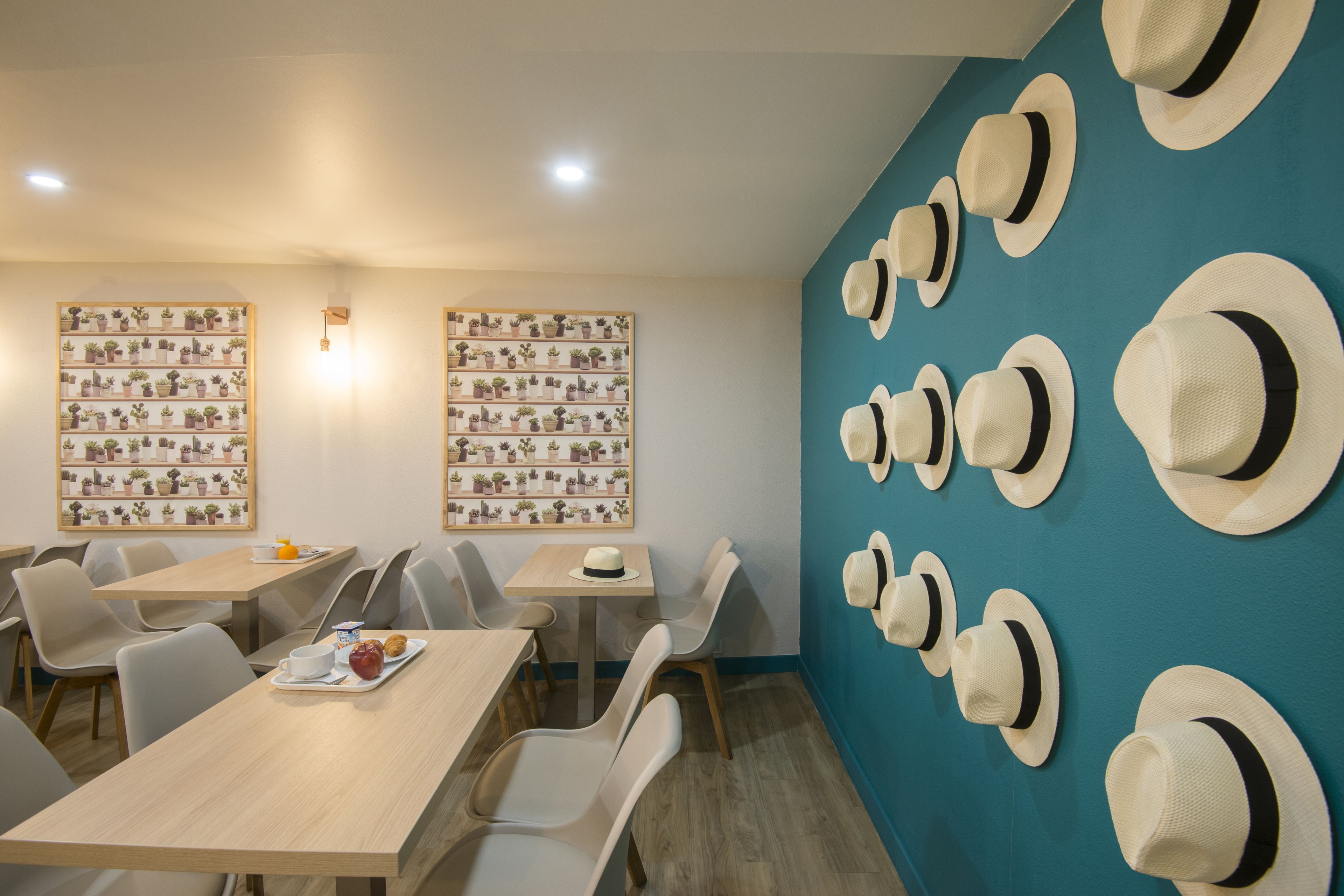 daily continental breakfast (eur 12 per person)