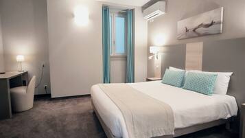 Classic Double Room, Ground Floor | Minibar, in-room safe, desk, blackout drapes