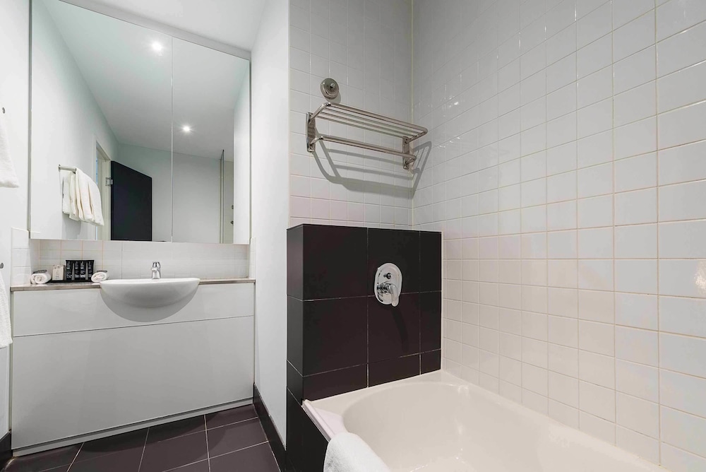 Mantra 100 Exhibition Melbourne by null