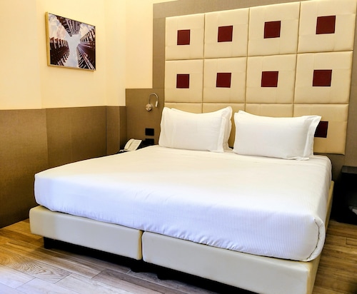 Jr Hotels Bocconi Milano