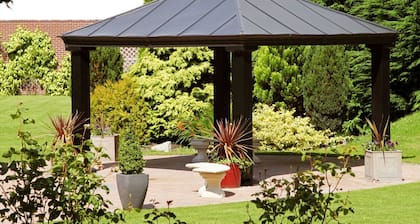 Beaufort Park Hotel