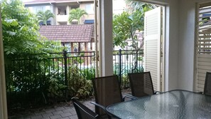 Apartamento standard, 3 quartos | Terraço/pátio