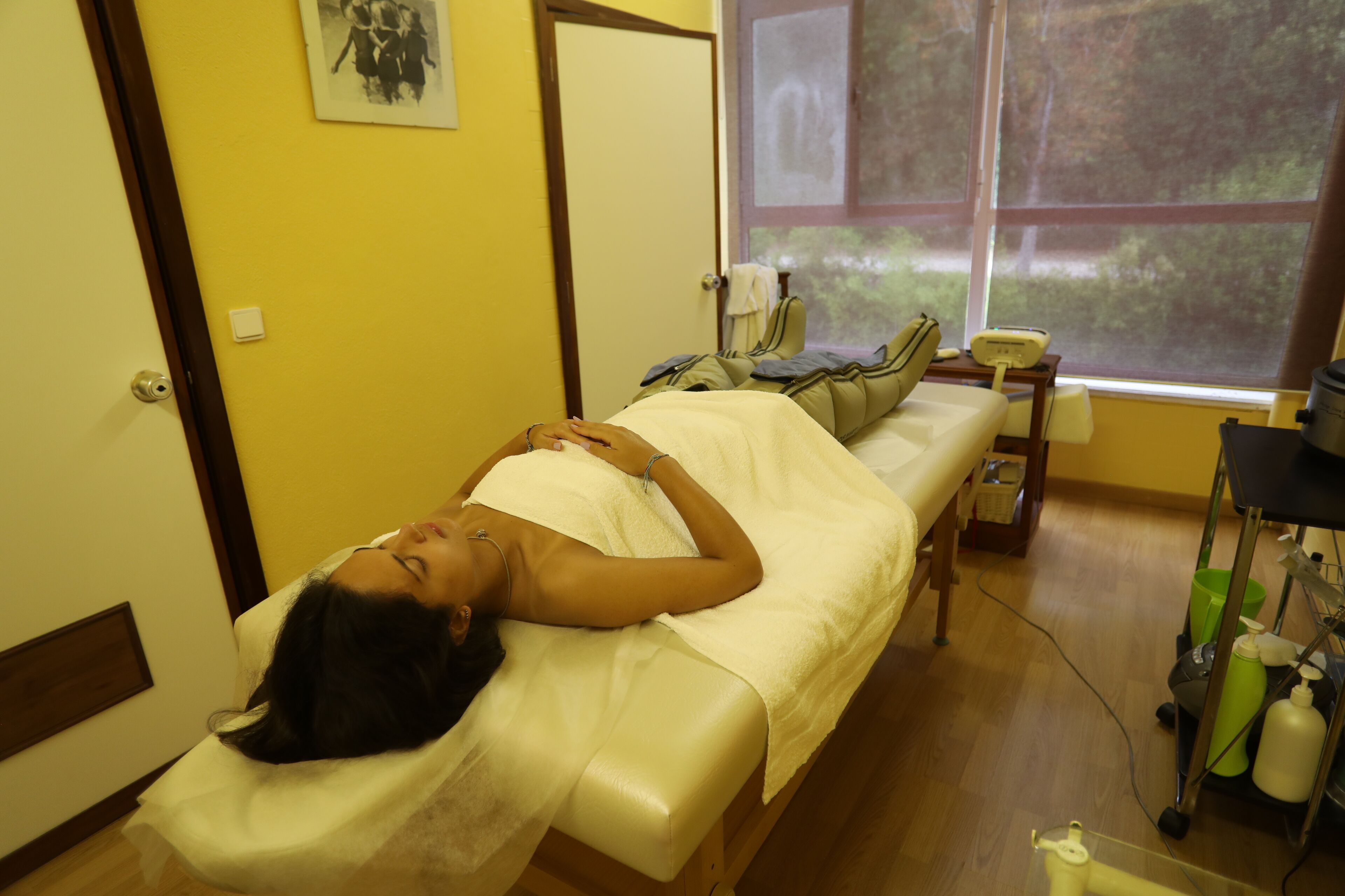 Sauna seca, banheira de hidromassagem, hidroterapia