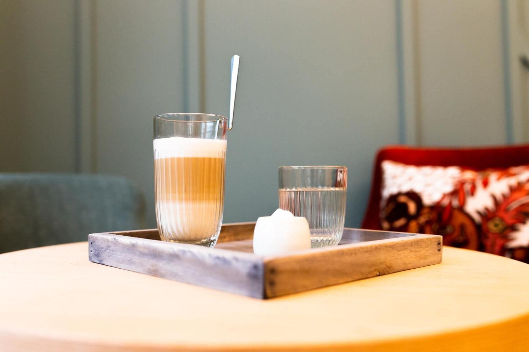 Foto - Bonsoir Madame