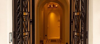 Hôtel Bonsoir Madame