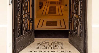 Hôtel Bonsoir Madame