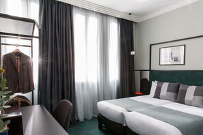 View from room - Hotel les Cigales (Nice)