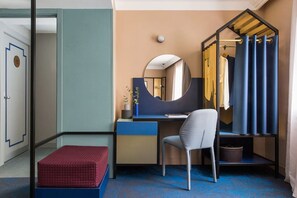 Superior Double Room, Non Smoking | Premium bedding, minibar, in-room safe, desk - Hotel les Cigales (Nice)