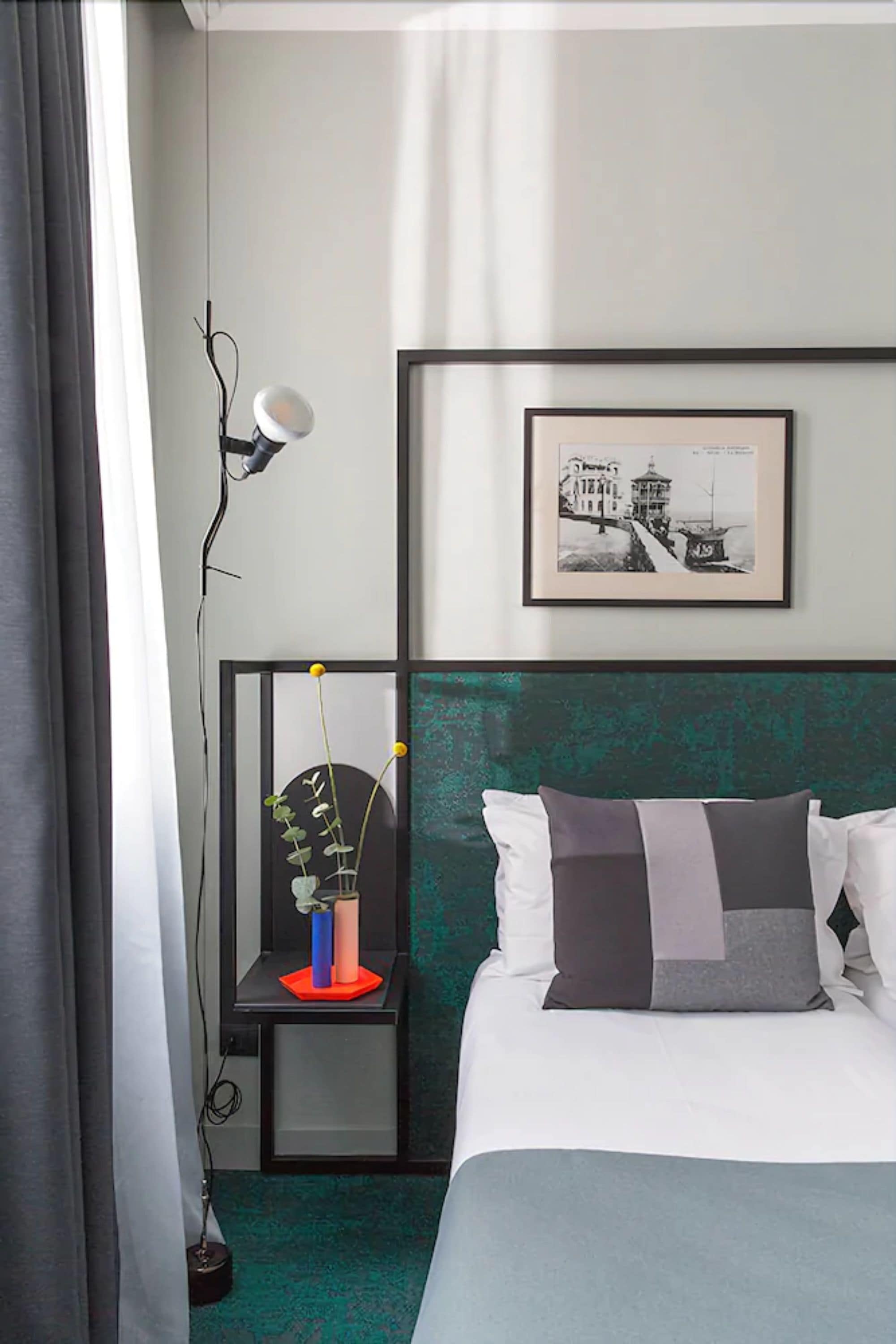 Habitación doble estándar, para no fumadores, vista a la ciudad | Ropa de cama de alta calidad y minibar 