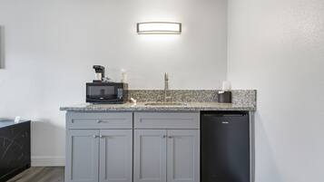 Desk, blackout drapes, iron/ironing board, free WiFi