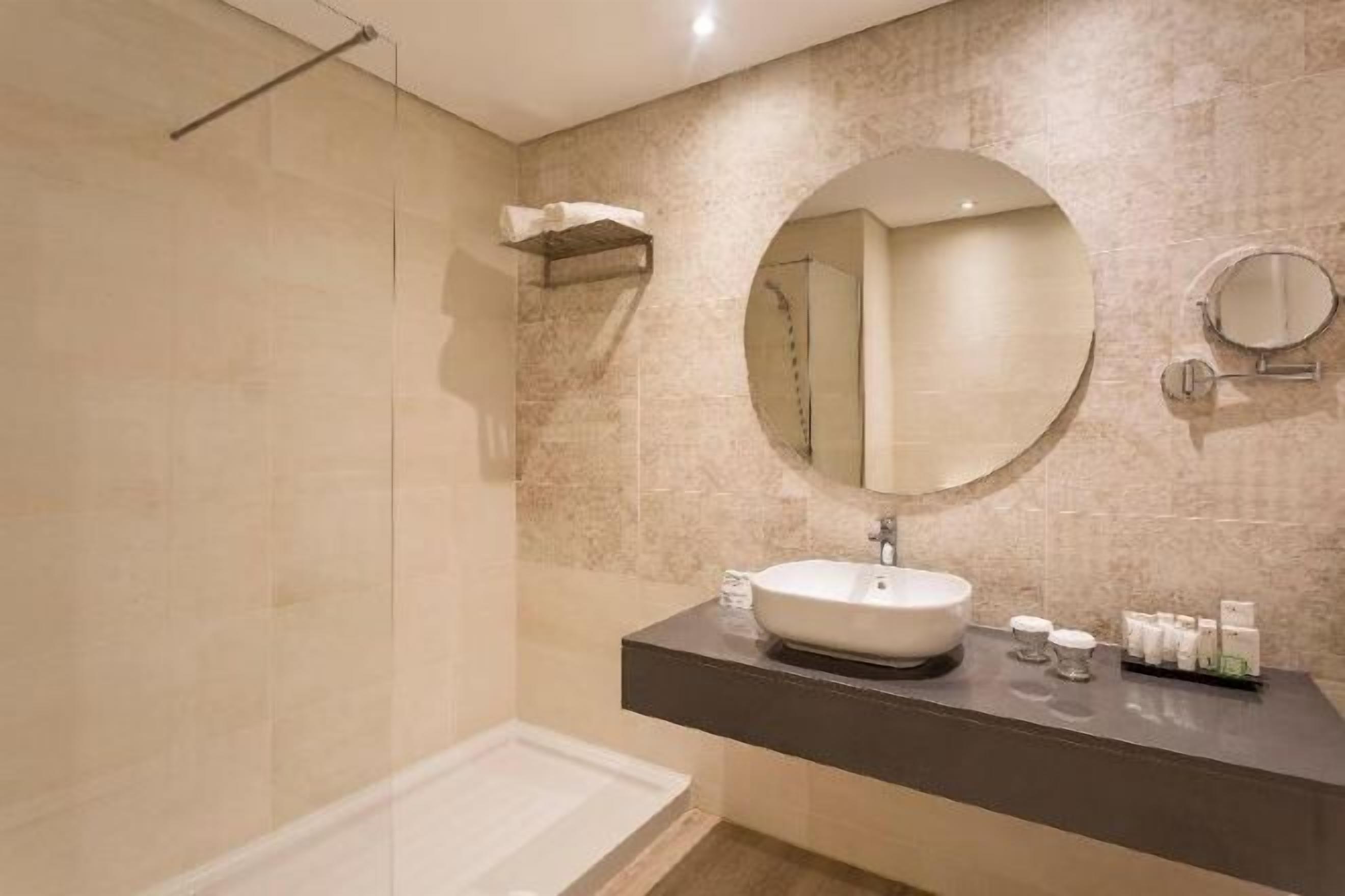 Bathroom | Shower, free toiletries, hair dryer, towels