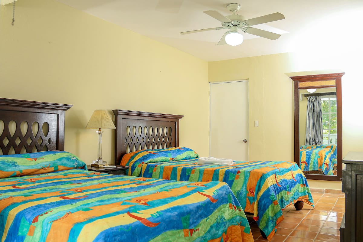 Apartamento de 2 habitaciones | Ropa de cama de alta calidad, camas con pillow-top y minibar