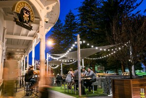 Se sirven almuerzos y cenas