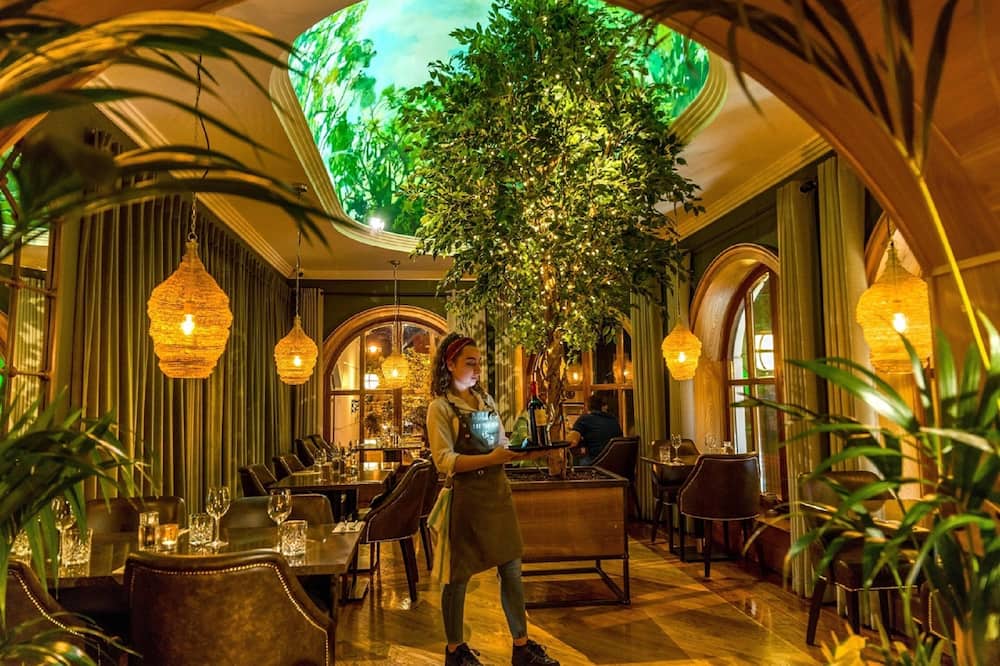 Killarney Plaza Hotel and Spa