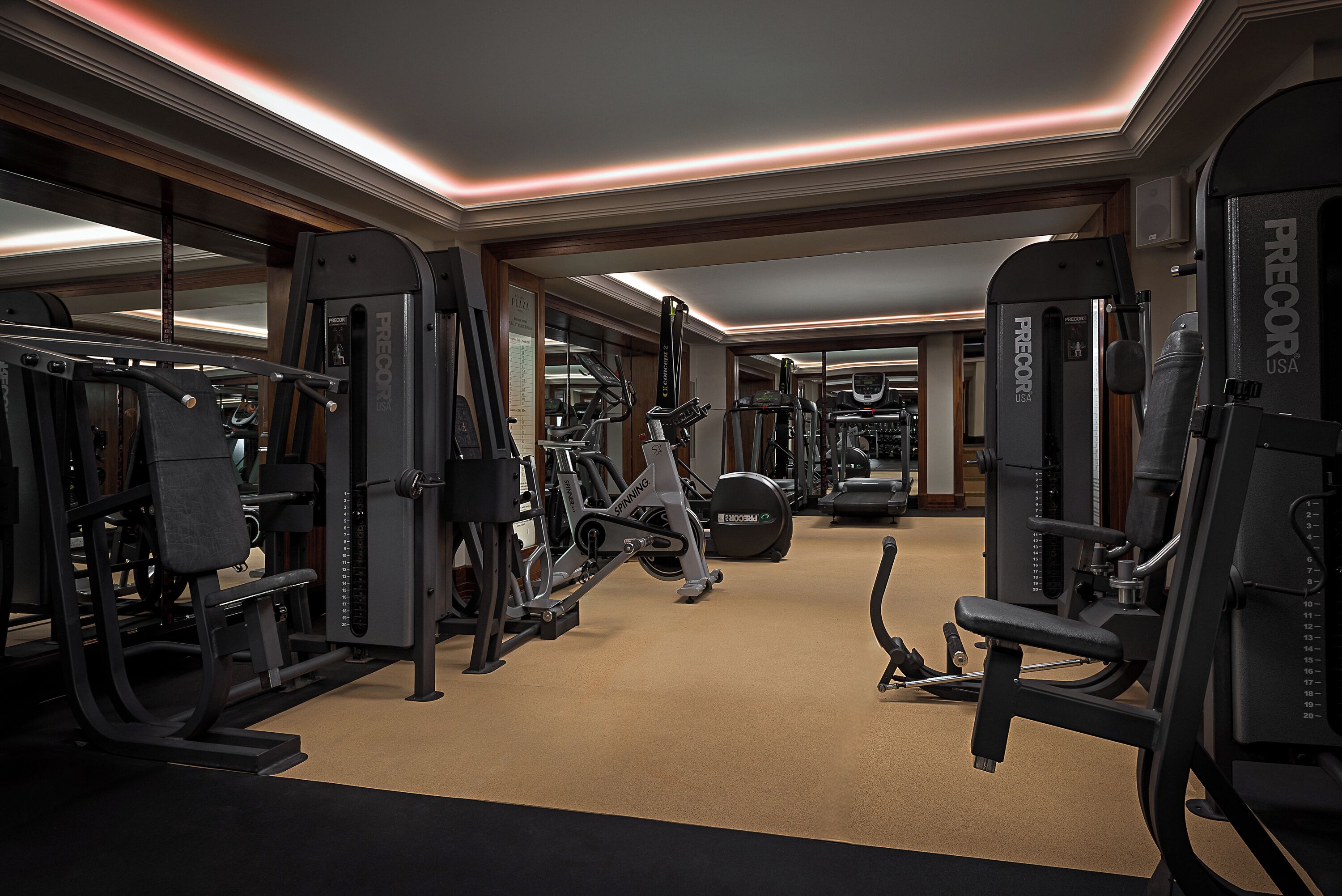 Photo - Killarney Plaza Hotel and Spa