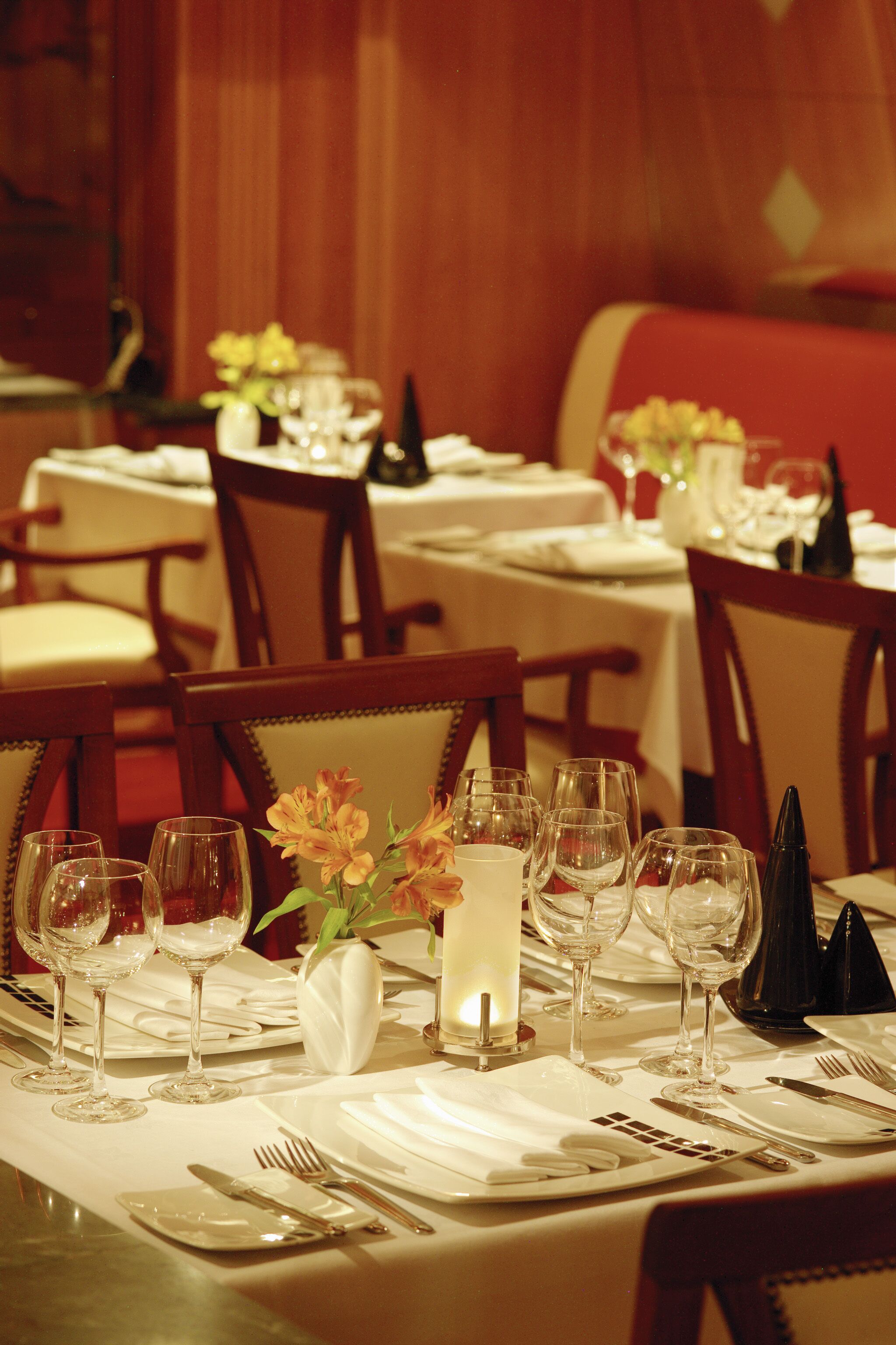 Daily cooked-to-order breakfast for a fee