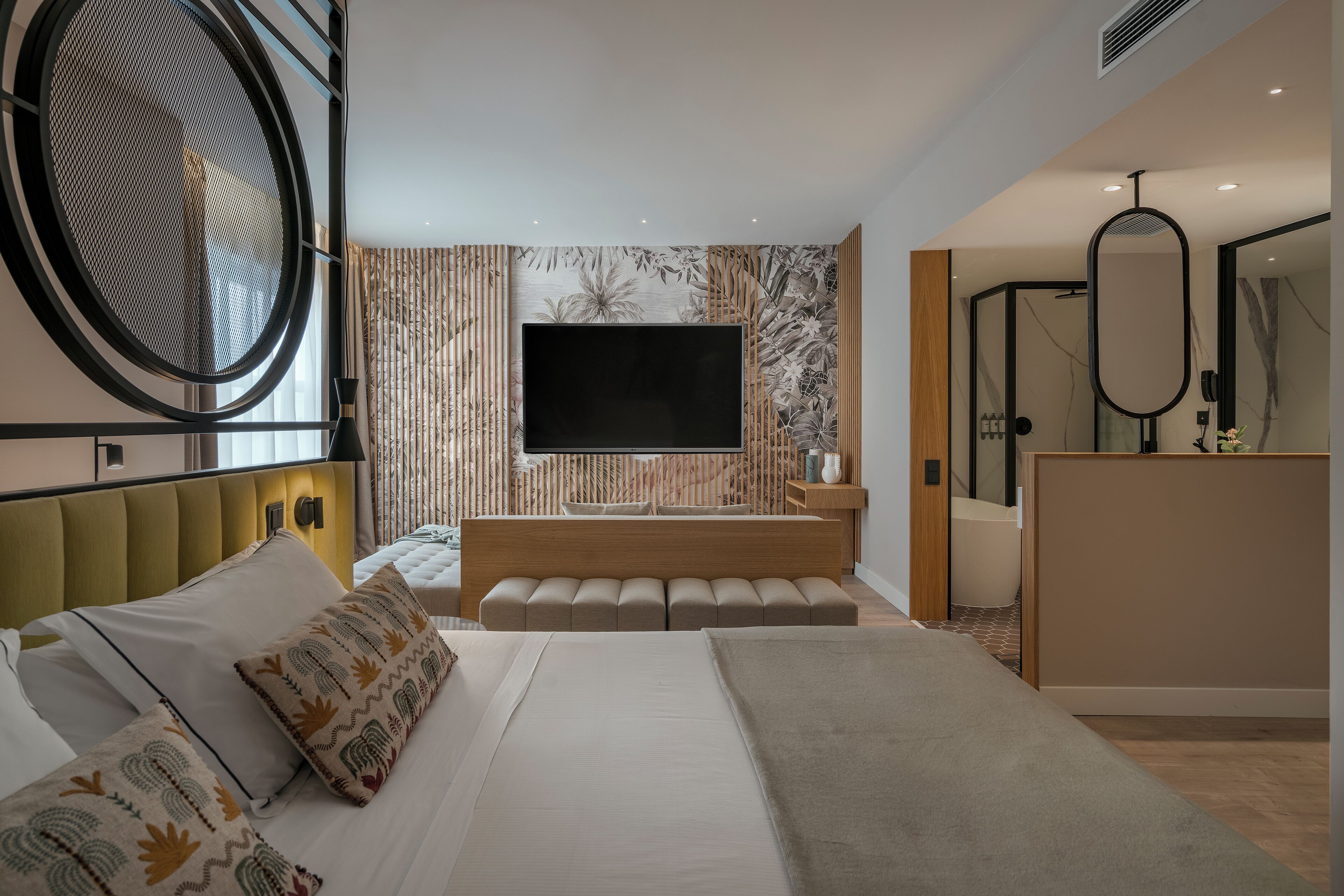 Literie de qualité, couette en duvet, minibar, coffre-fort