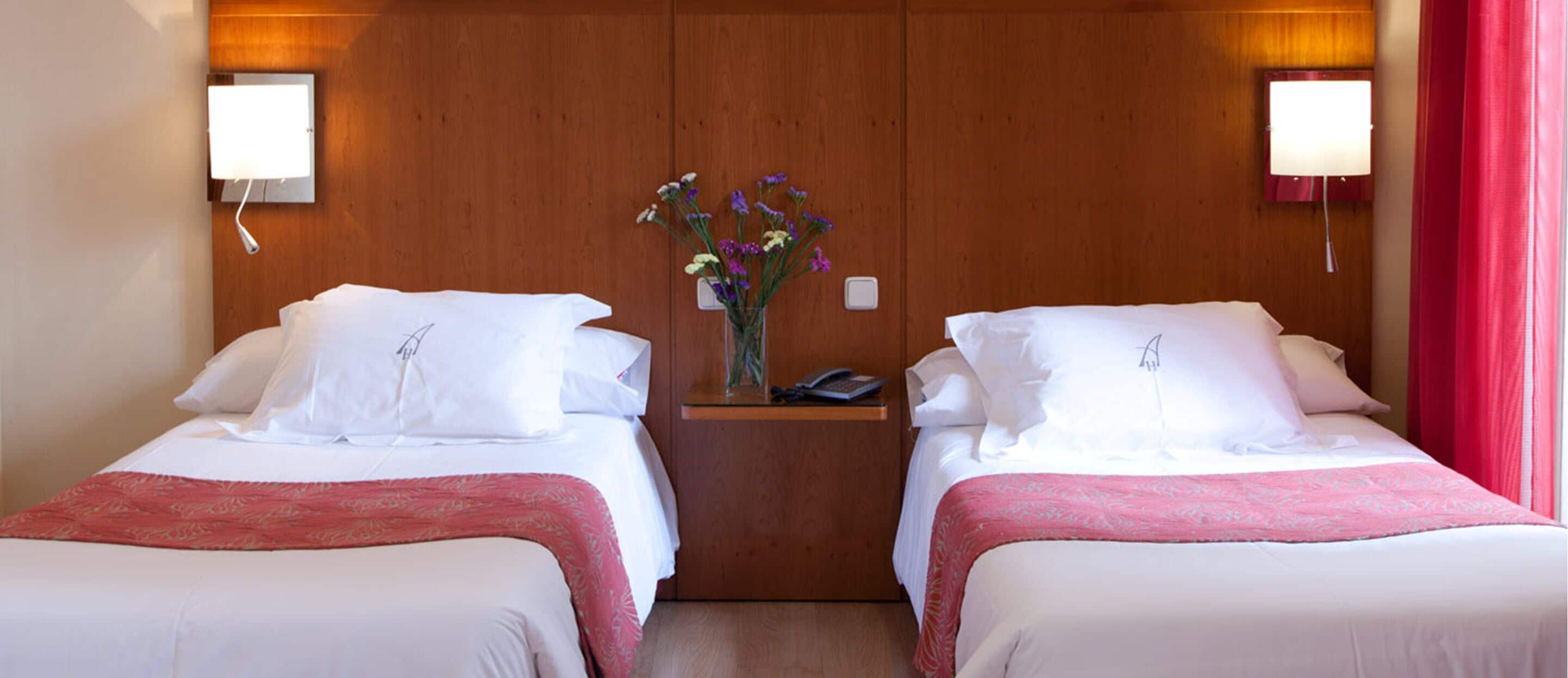 double room | down duvets, minibar, in-room safe, desk