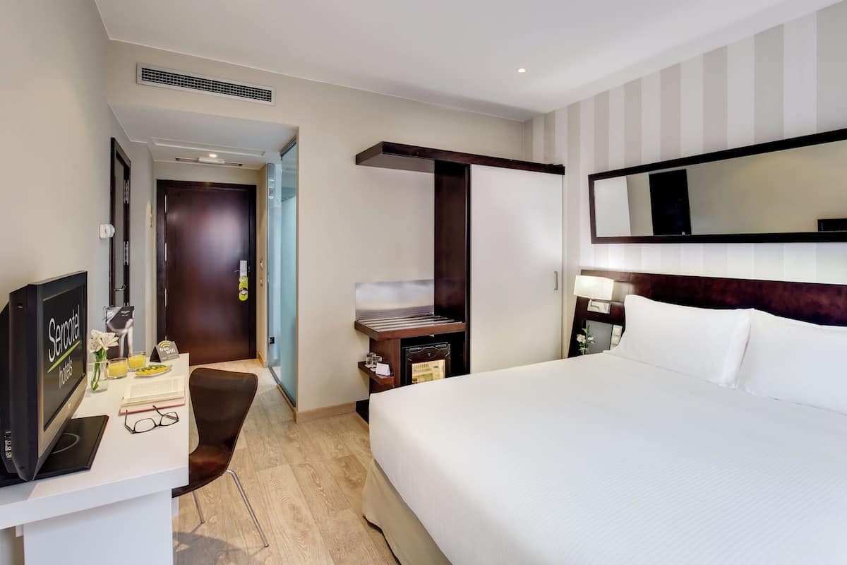 Memory foam beds, minibar, in-room safe, desk