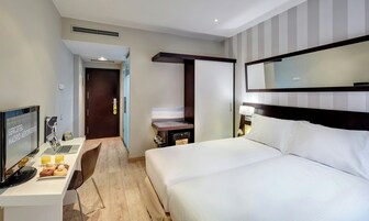 Classic Twin Room