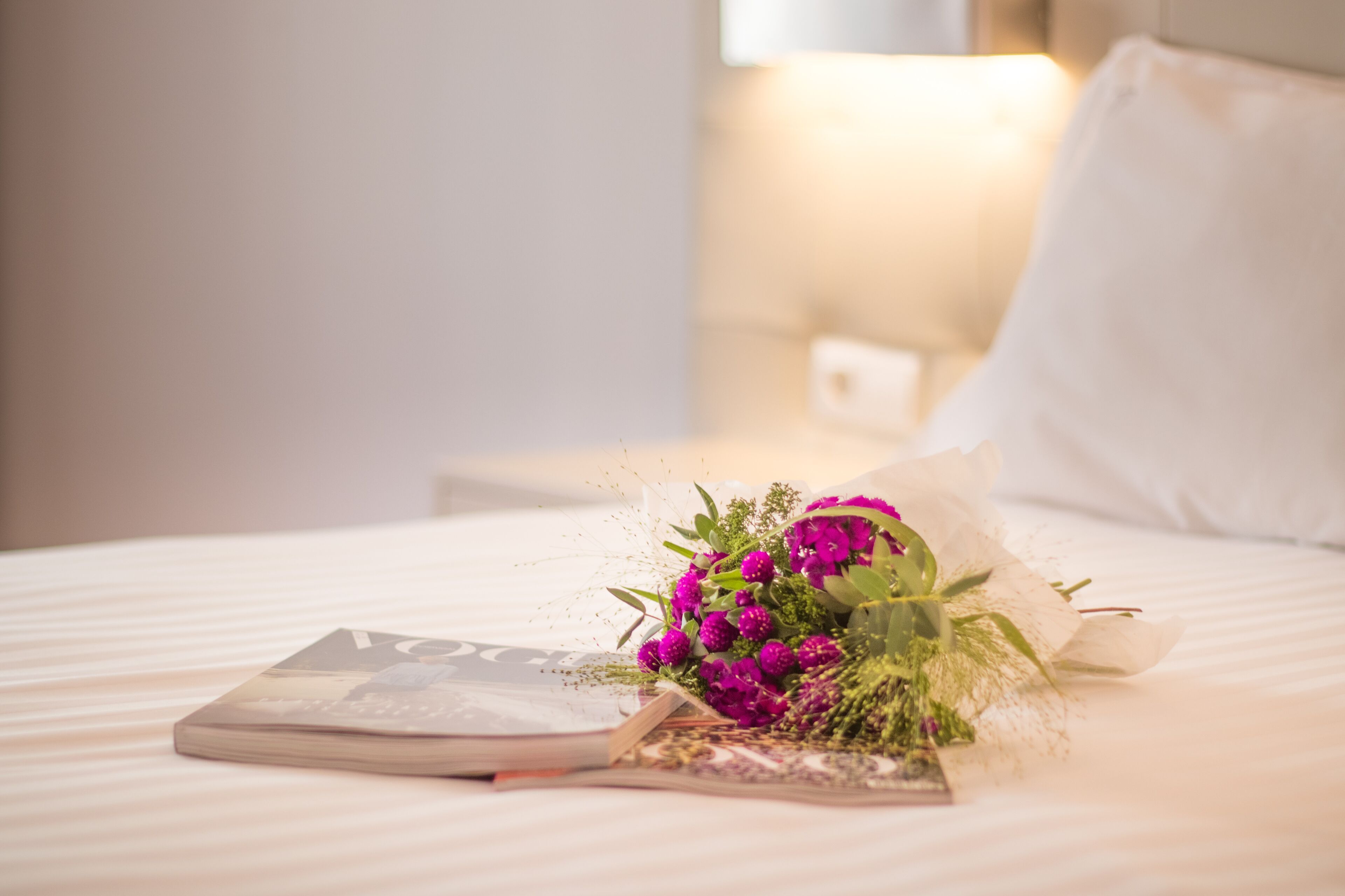 1 bedroom, down duvets, minibar, desk