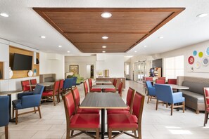 Tägliches inbegriffenes Frühstücksbuffet