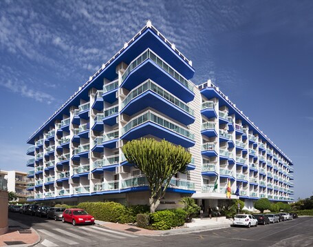 Hotel Palmasol Puerto Marina - view 2