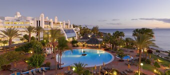 H10 Timanfaya Palace