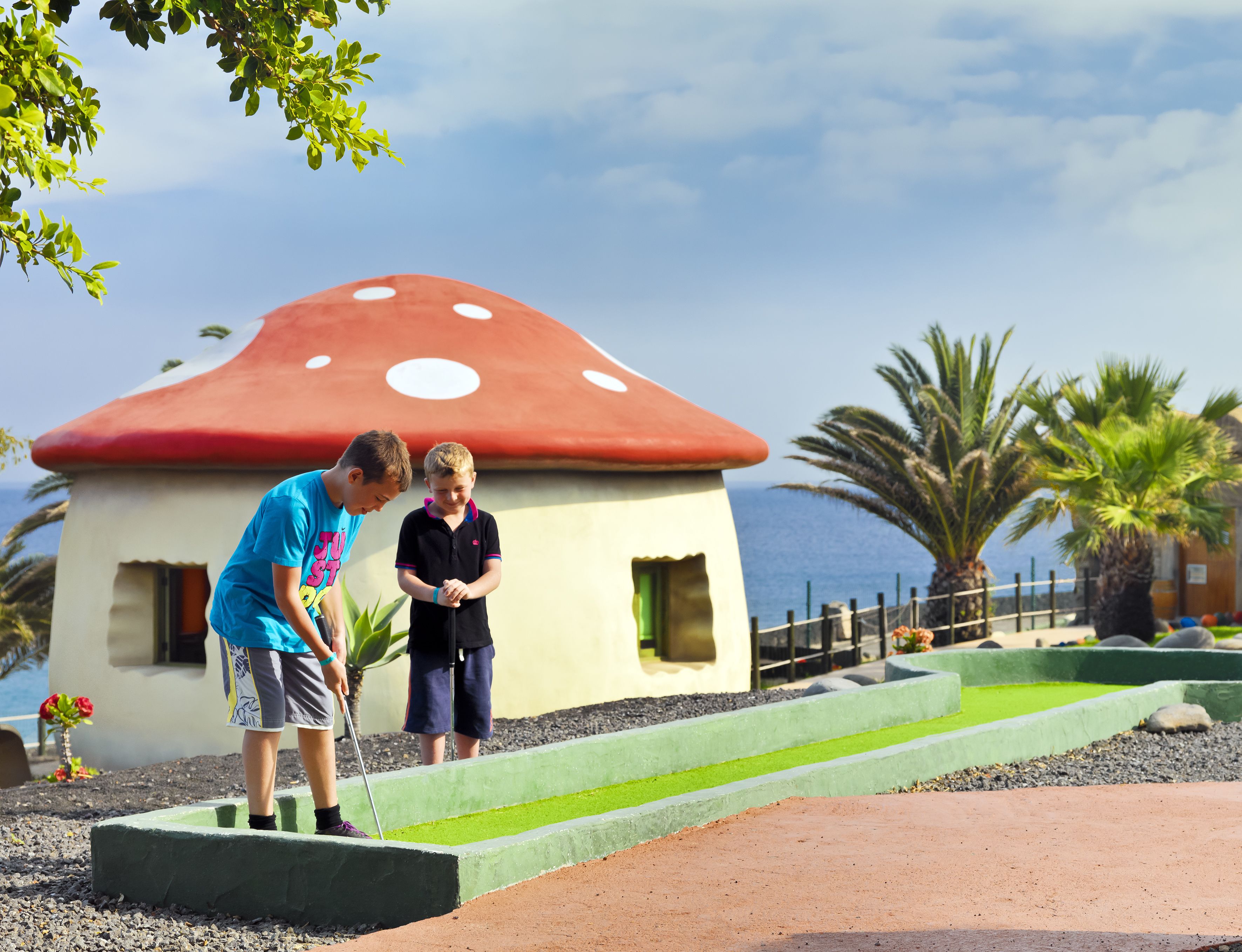 mini-golf
