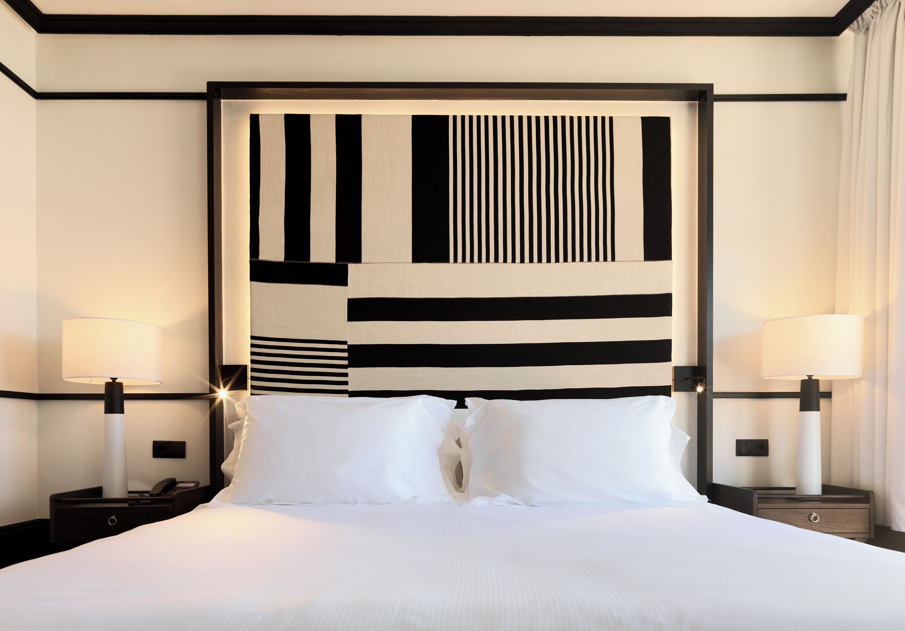 Minibar, in-room safe, desk, laptop workspace