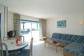 TV - Paradise Island (Yaiza)